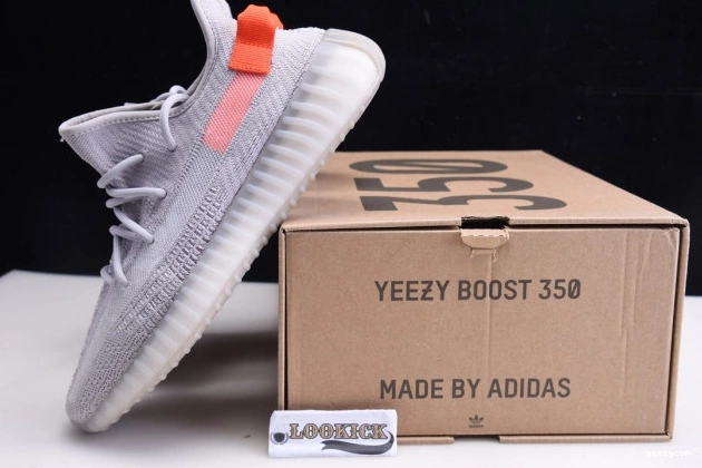 Boost Adidas V2 FX9017 Yeezy Light Tail 350 0802